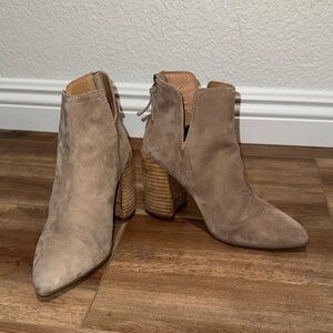 Steve Madden Tan Suede Ankle Boots